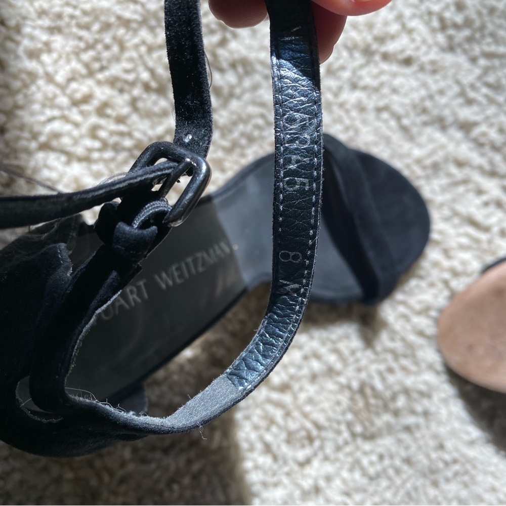 Stuart Weitzman Size 8 Black Suede NearlyNude Heels - Picture 4 of 4